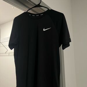 Nike Men's Black Short Sleeve Tee